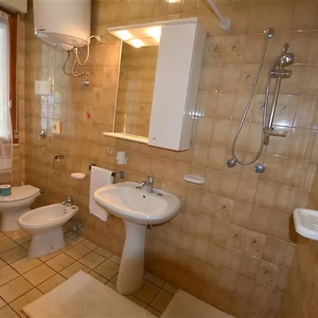 Great With Huge Terrace In A With Common Pool In Lignanoriviera Lägenhet Lignano Sabbiadoro